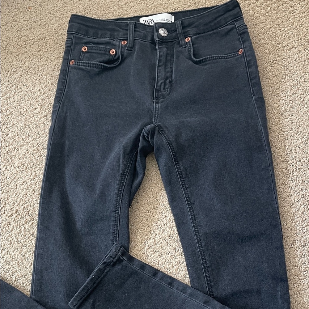 Zara Women's Dark Gray Skinny Jeans Size 2